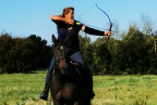 Apprendre le tir à l'arc à cheval
